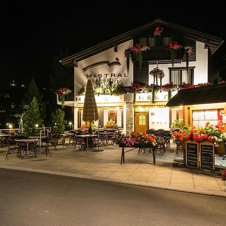 Hotel Mistral Superior Зас-Фе Экстерьер фото