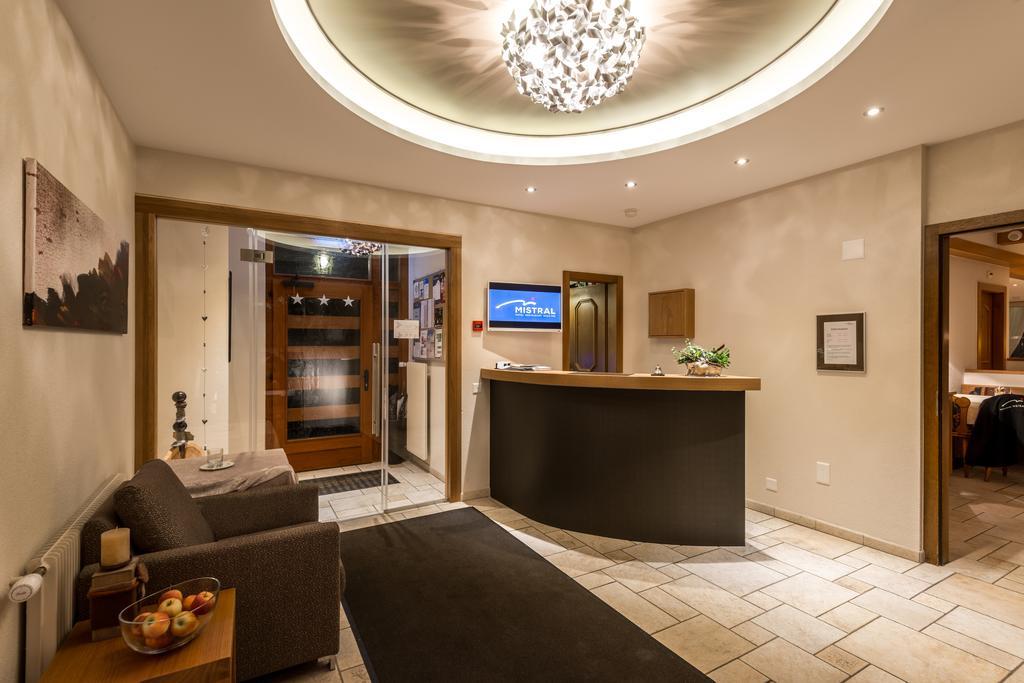 Hotel Mistral Superior Зас-Фе Экстерьер фото