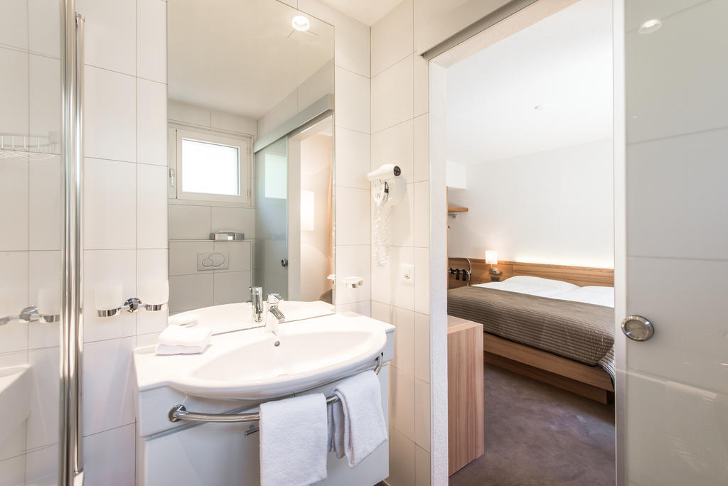 Hotel Mistral Superior Зас-Фе Экстерьер фото